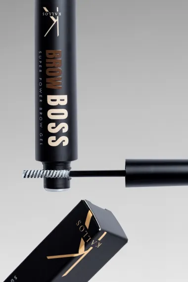 Boss obrva je stigao: Kallos je lansirao BROW BOSS HYBRID – revoluciju u oblikovanju obrva