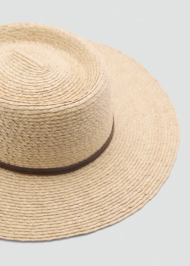 Šešir je ovo ljeto must have: Najljepši modeli koje ćemo nositi na plažama