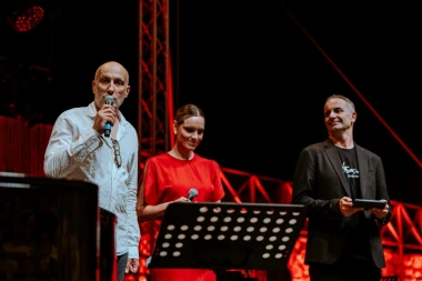 Šibenik pjeva, svira i priča priče: 'Grad kao mi' slavi Arsena, Mišu, Vicu i druge velikane na najljepšim gradskim lokacijama
